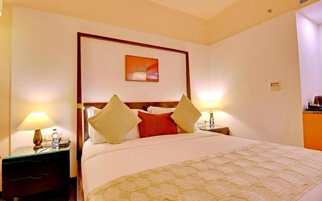 Holiday Resort & Spa A Unit of S Poddar Group