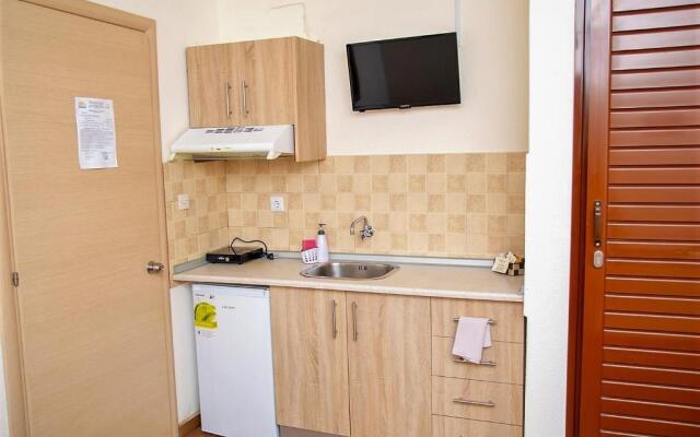 Dimitra House