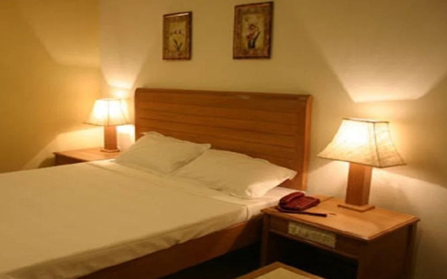 Hotel Sri Temple Park