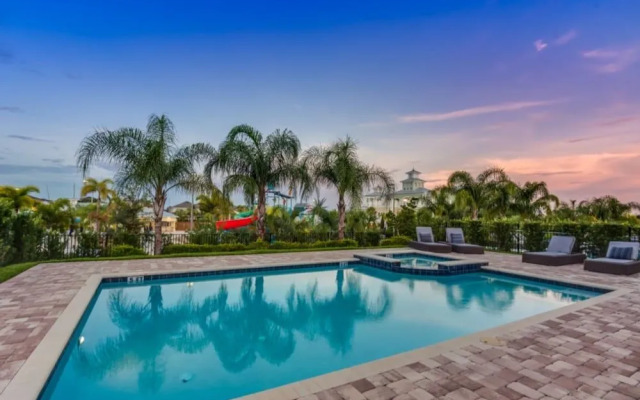 Family Friendly 9 Bedroom 8.5 Bathroom