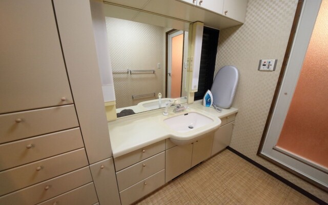 Exsaison House Matsuyamachi 3-6F