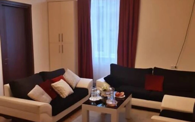 Tbilisi Center Delux Family Apartment