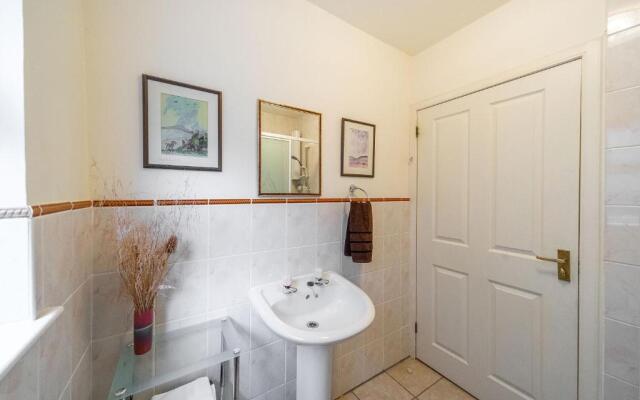 Earnside Cottage