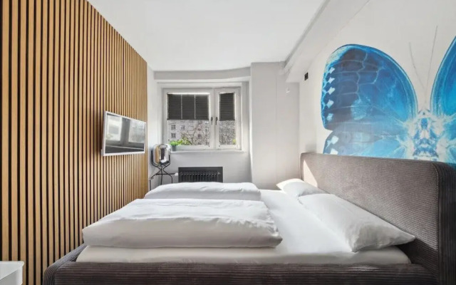 The Room 44
