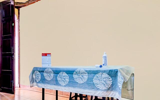 SPOT ON 90295 Simprug Residence