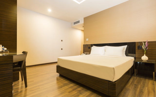 Queen Ann Hotel – Guest Rooms – Ho Chi Minh City