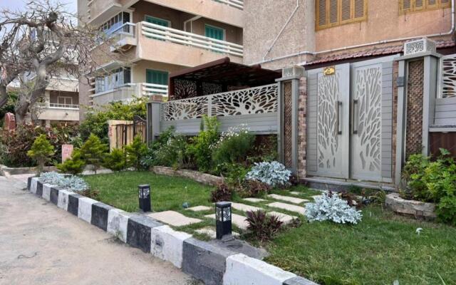 Al Faisal luxury apartment - Mamoura Compound