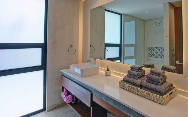 Trendy Studio, PANORAMIC D 202 – By Salt-Kisses