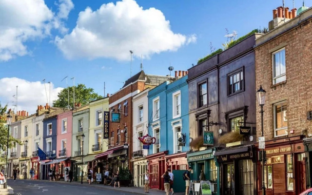 Fabulous Notting Hill Spacious Studio Apartment