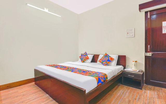 Fabhotel Royal Icon