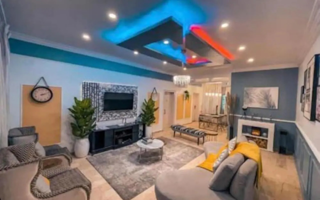 Granville Penthouse Apartments