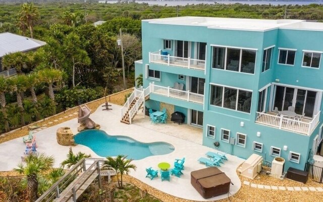 Melbourne Beach Oceanfront Villa w/ Pool