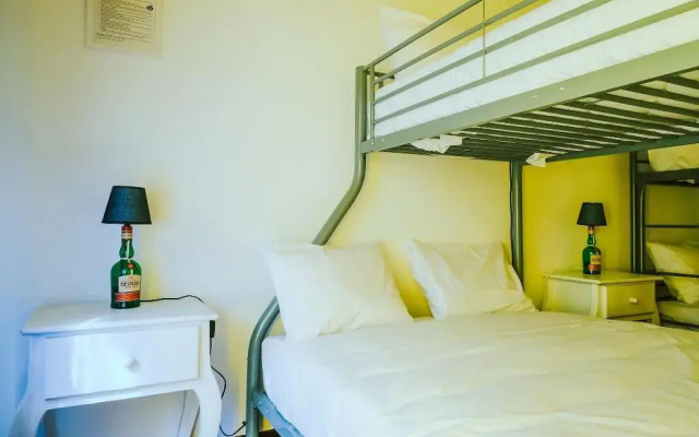 Help Yourself Hostels - Restelo