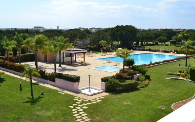 Apartamentos Monte Laguna - Garvetur