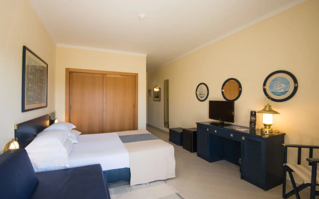 Отель Vila Galé Náutico