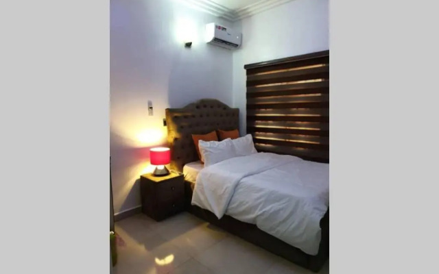 Well furnished and spacious 2 bedroom apartment
