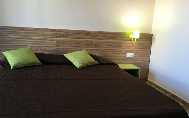 Beach Aparthotel Salt Lake