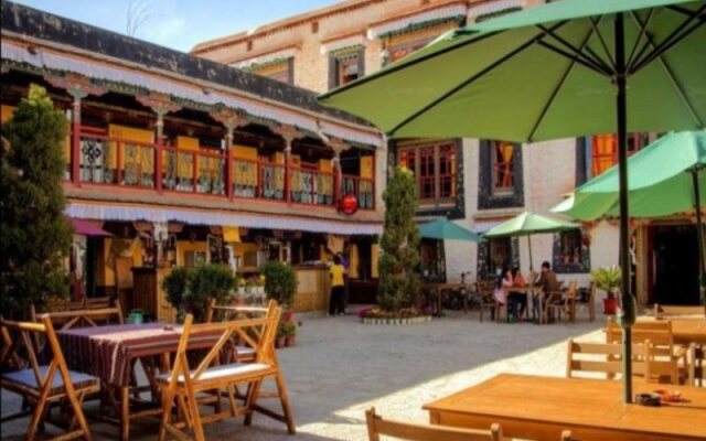 Lhasa Badacang Hotel