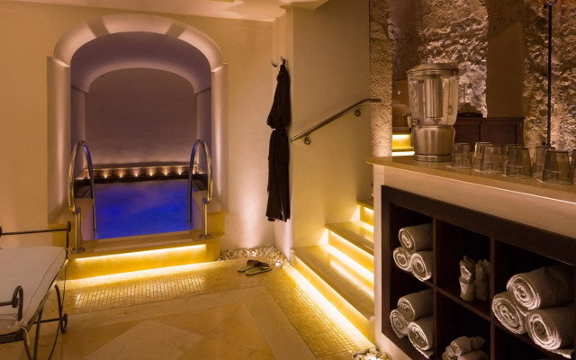 Monastero Santa Rosa Hotel & Spa