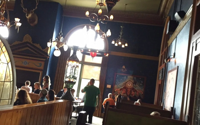 McMenamins Elk Temple