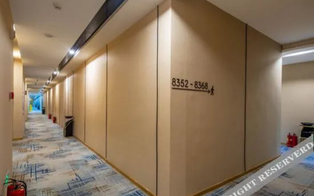 Yifeng Hotel
