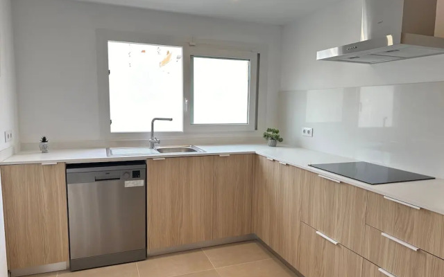 Arago 272 in Roses With 2 Bedrooms and 2 Bathrooms