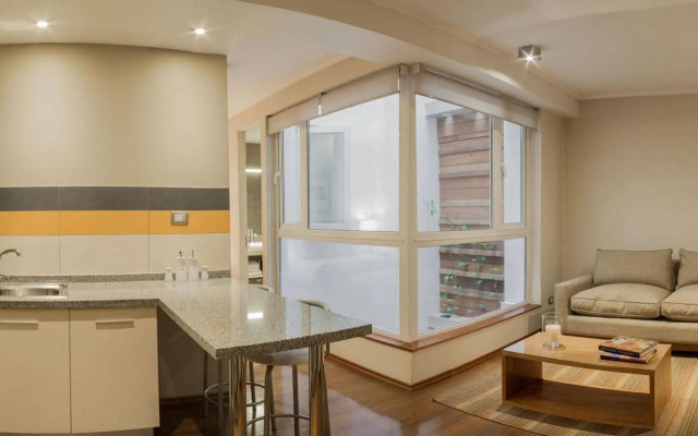 Lastarria Hotel & Aparts