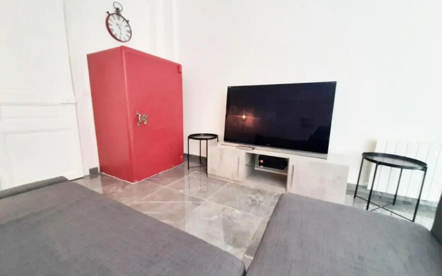 Sweet Apartment in Paris Montmartre