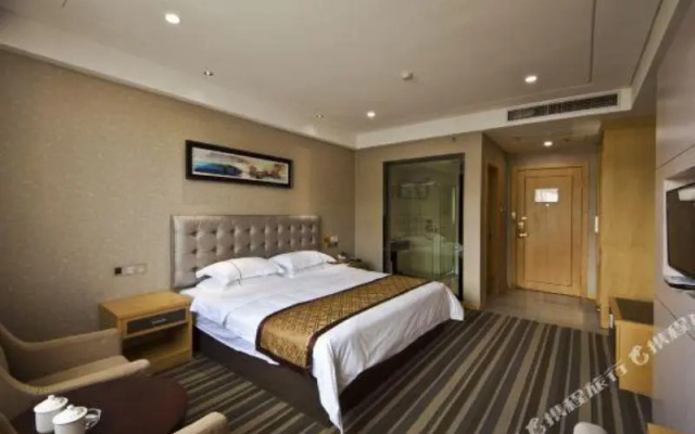 Weierhong City Hotel (Fu'an Wanli Plaza)