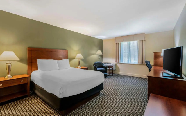 Parkwood Inn Magnuson Grand