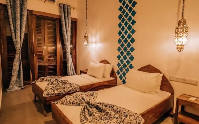 Orient Beach Hotel