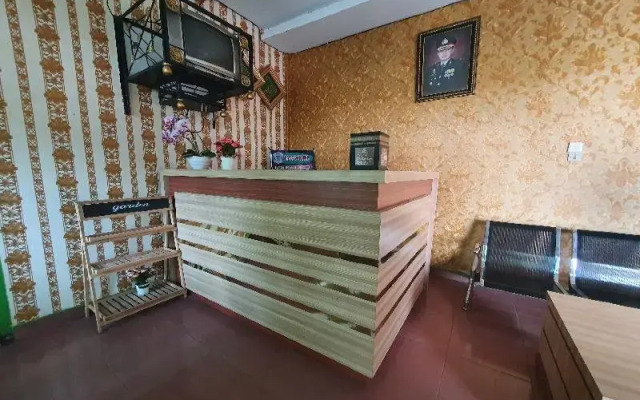 OYO 91077 Losmen Bunda Arema