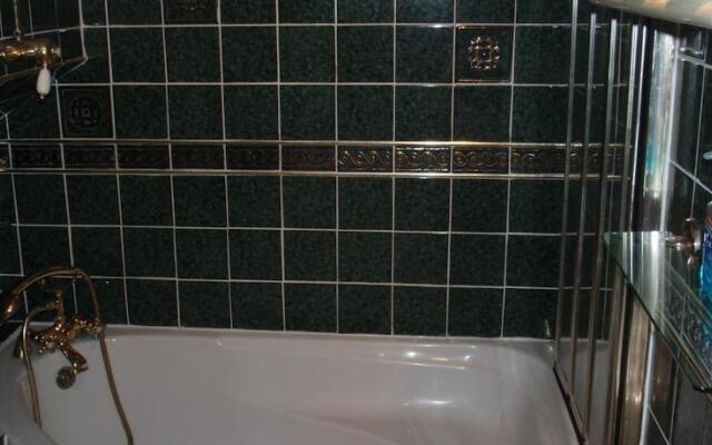 Auld Mother Hubbards B&B