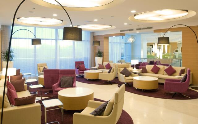 Holiday Inn Muscat Al Seeb by IHG