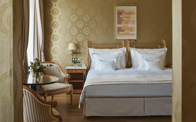 Grand Hotel National