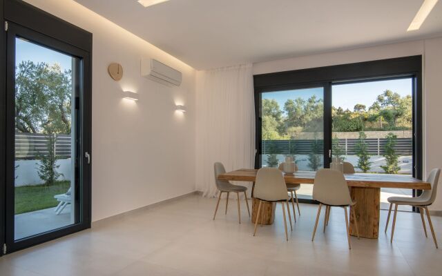Elia Luxury Villa
