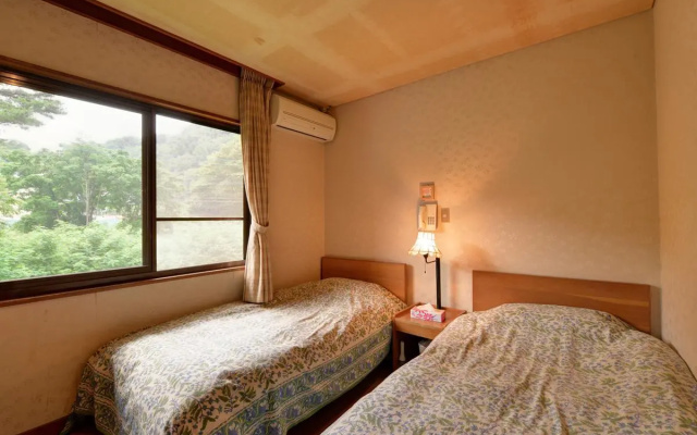 Hotel & Restaurant Yesterday – Guest Rooms – Fujikawaguchiko