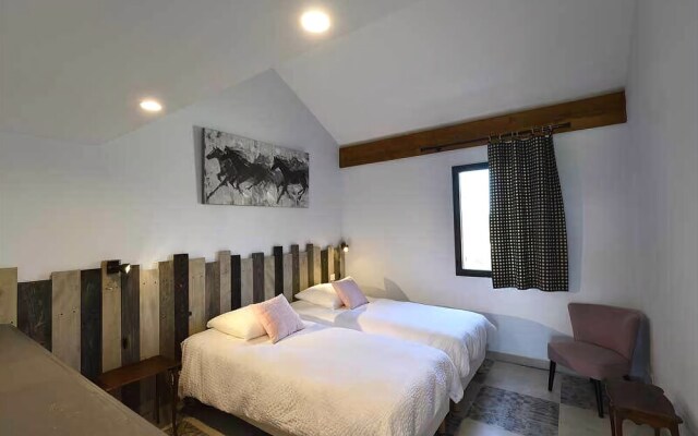 Mas Trinita Gîte équestre en Camargue