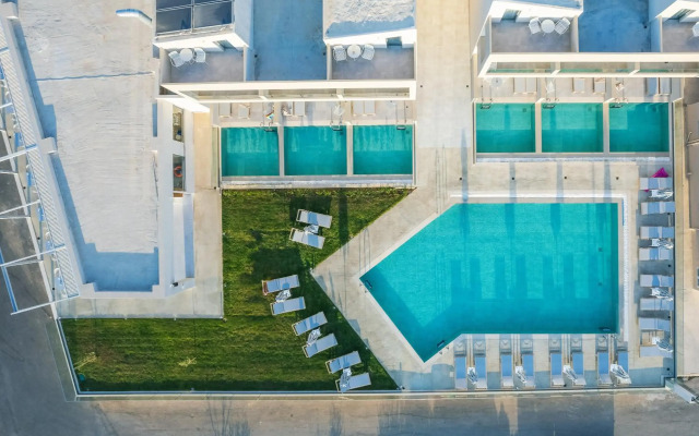 Nima Boutique Hotel