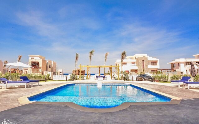 Luxury 4BD Villa with Pool in Hurghada