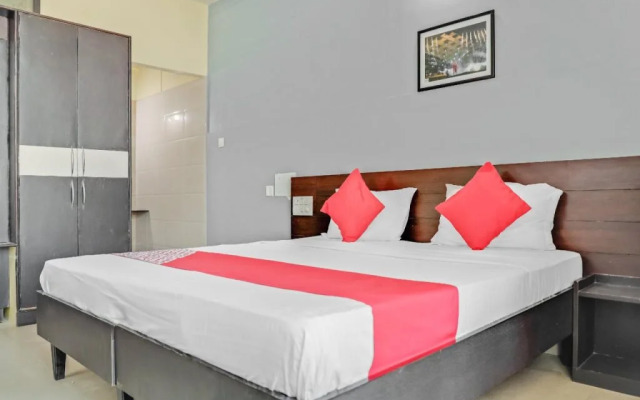 Shanthi Royal by OYO Rooms
