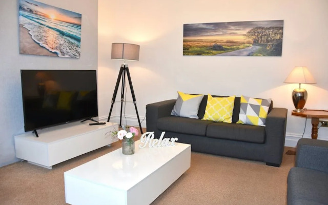 Spacious Central Cornish Townhouse