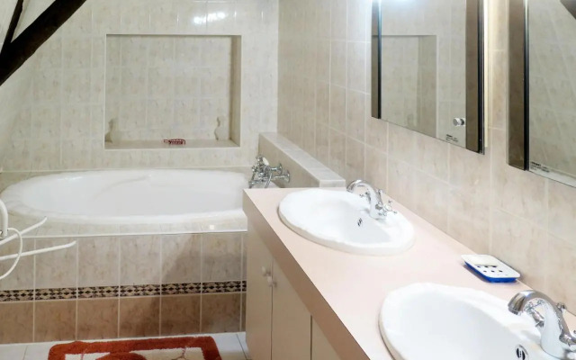 Holiday Home La Borie - SJE100