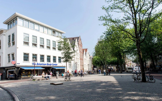 Nieuwezijds Apartments