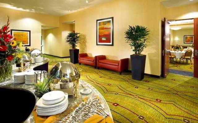 Courtyard by Marriott Sacramento Cal Expo