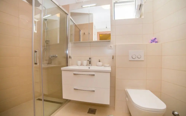 Saga 2 - With Swimming Pool - A8