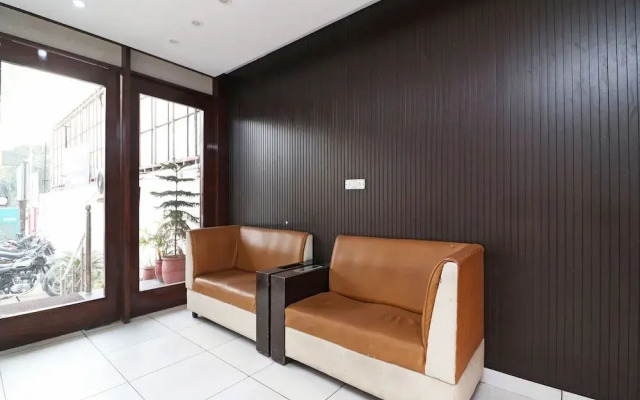 OYO 22977 Hotel Alpine