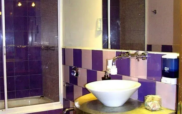 Princesa Insolente Hostel