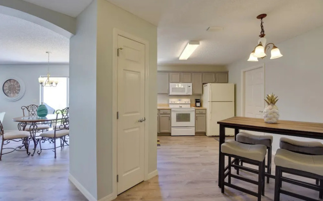 Courtyard Villa w/ Lanai & Community Amenities!