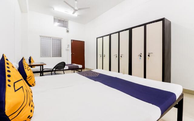 Raj Service Apartments by OYO Rooms